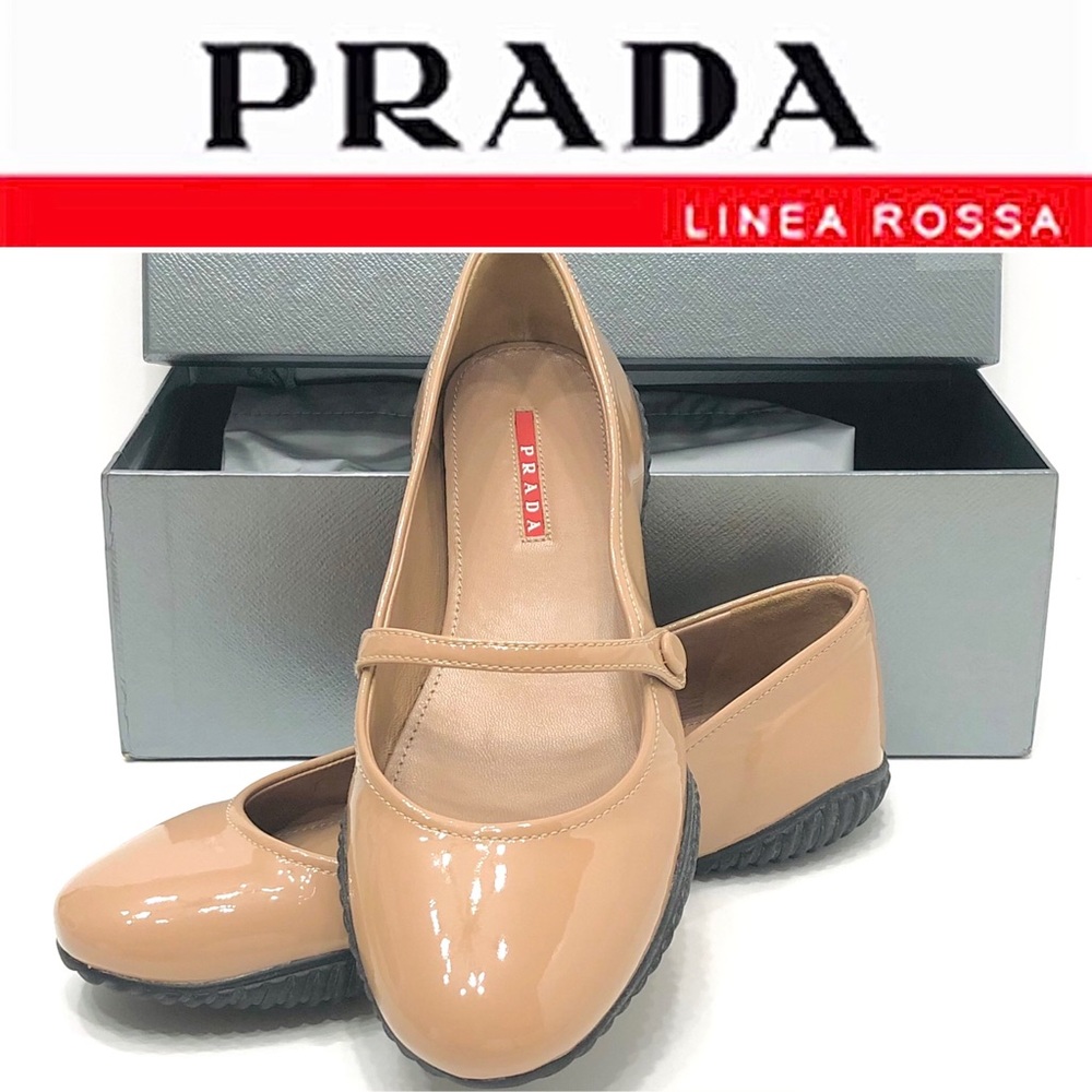 🔥SOLD🔥 Prada Mary Jane Leather Flats